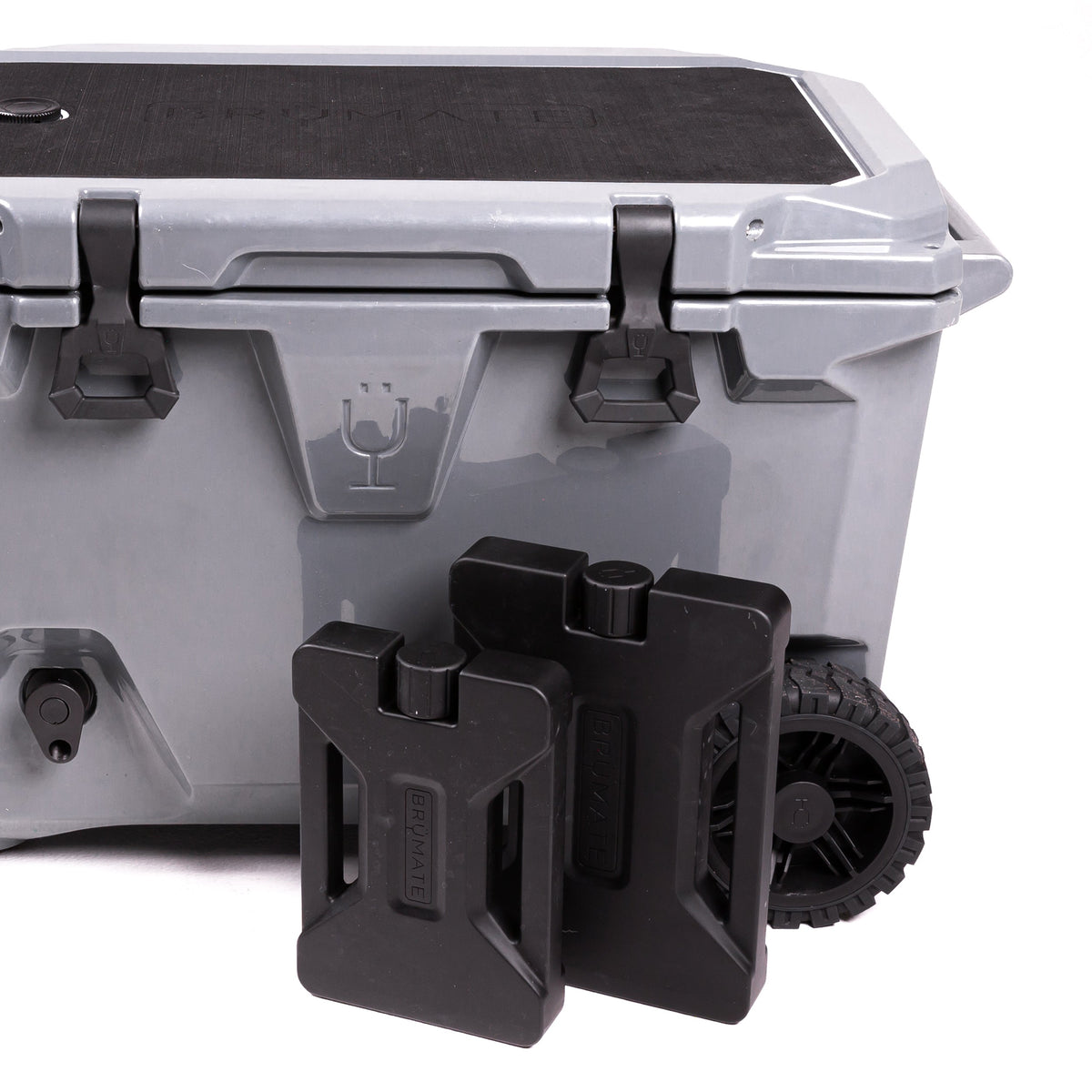 Br Tank 55-Quart Double Drink Holder Cooler Bundle